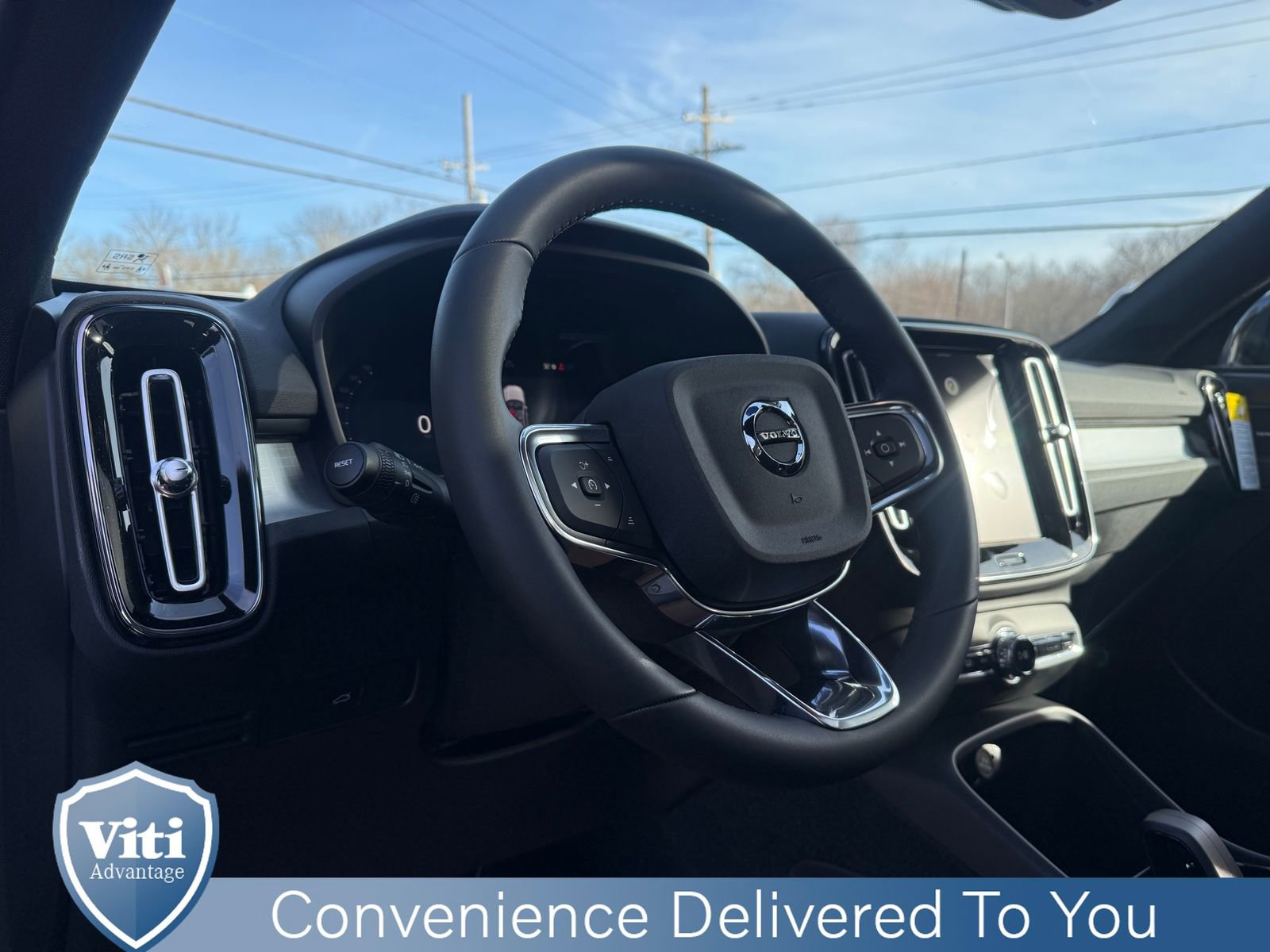 New 2026 Volvo XC40 B5 Ultra w/ Protection Package Premier image 12