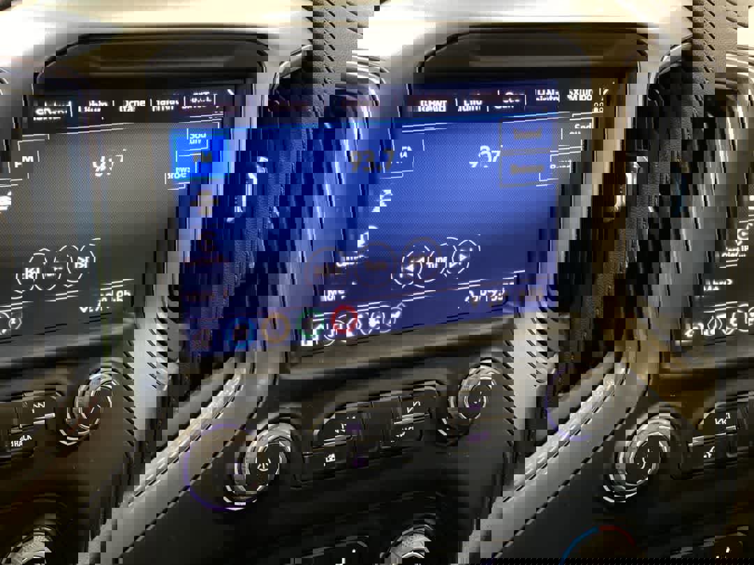 Used 2022 Chevrolet Silverado 1500 LT Trail Boss w/ Convenience Package II image 19