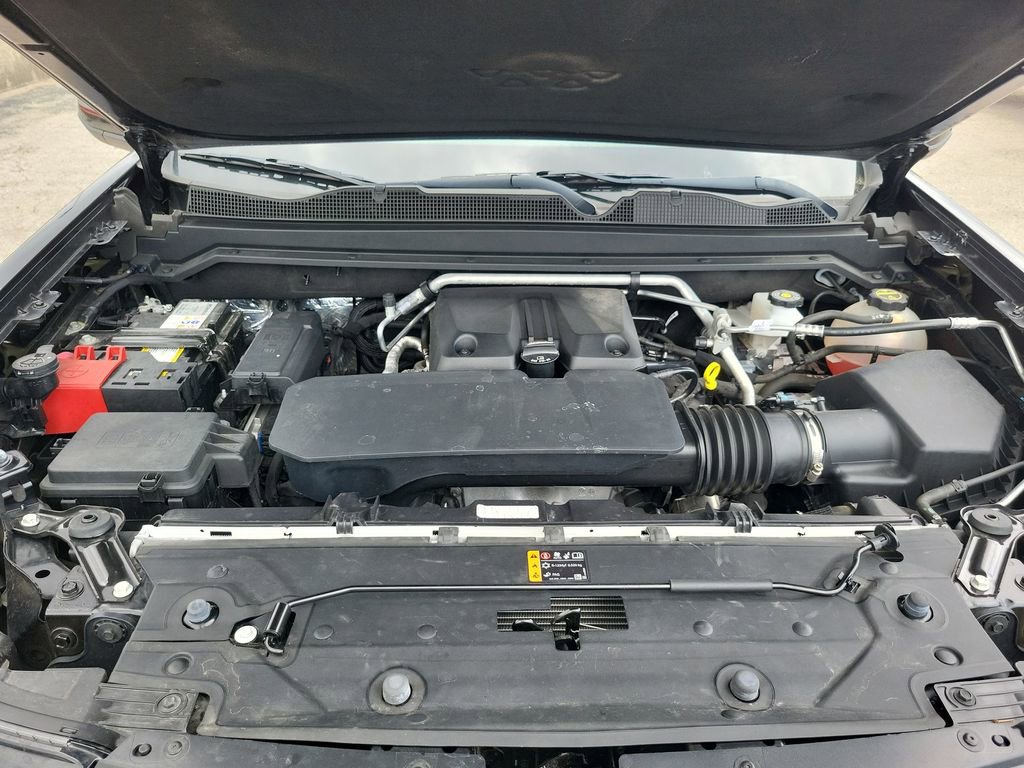 Used 2024 Chevrolet Colorado Z71 w/ Z71 Convenience Package 2 AWD/4WD image 17