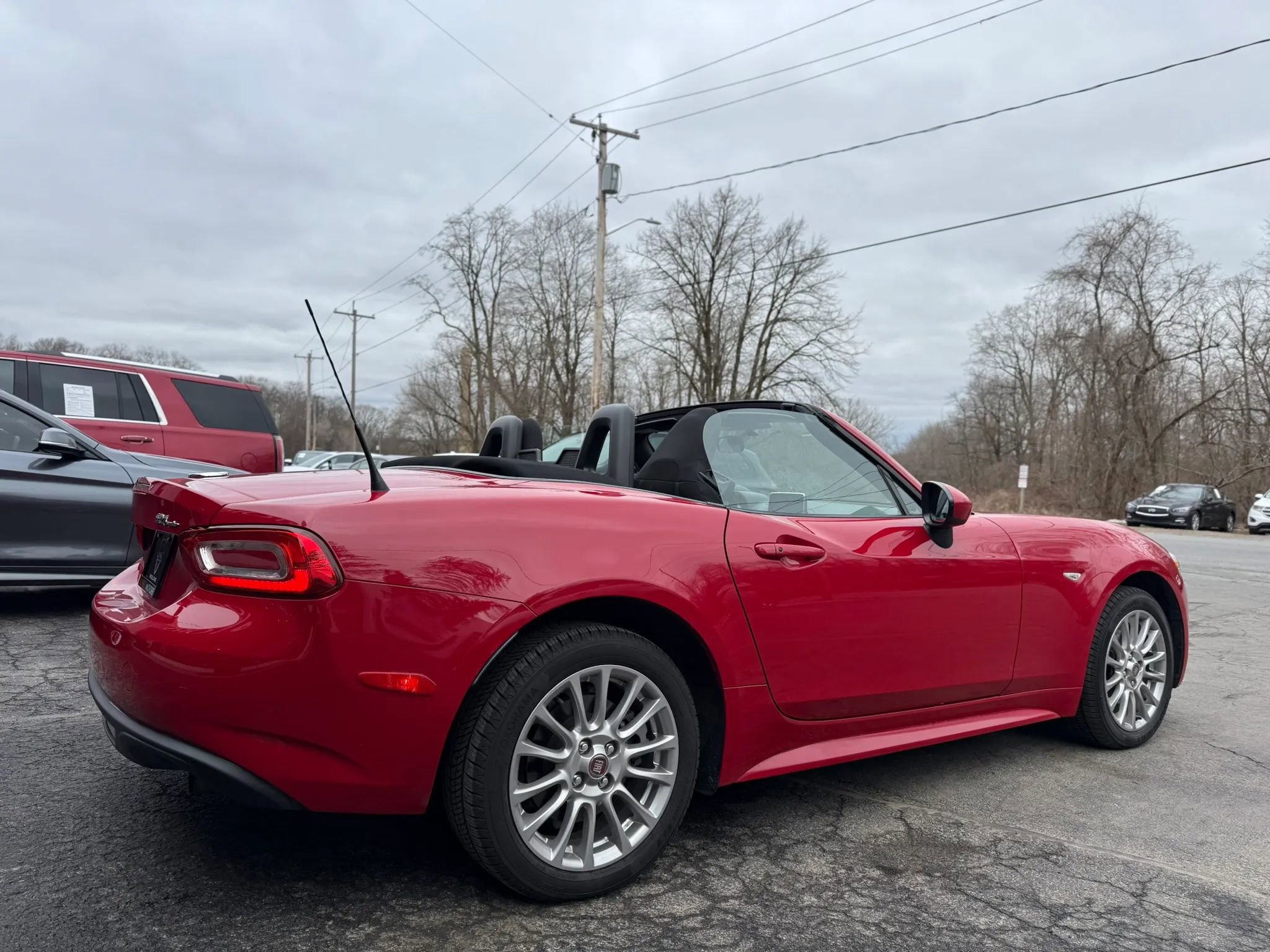 Used 2017 FIAT 124 Spider Classica image 6