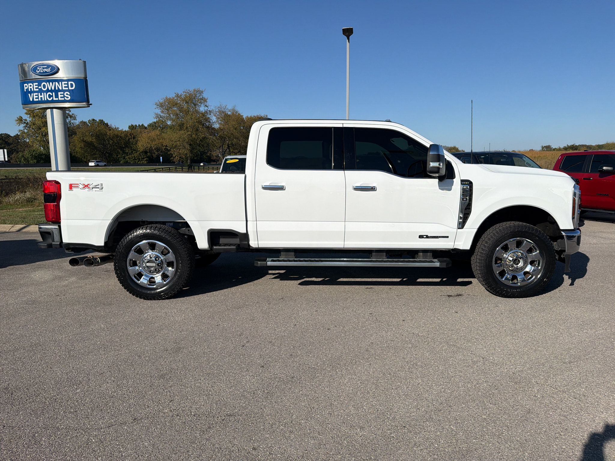 Used 2024 Ford F250 Lariat w/ Chrome Package AWD/4WD image 4