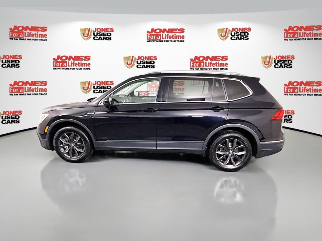 Used 2023 Volkswagen Tiguan SE FWD image 13