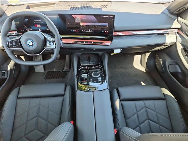 New 2027 BMW i5 M60 RWD image 15