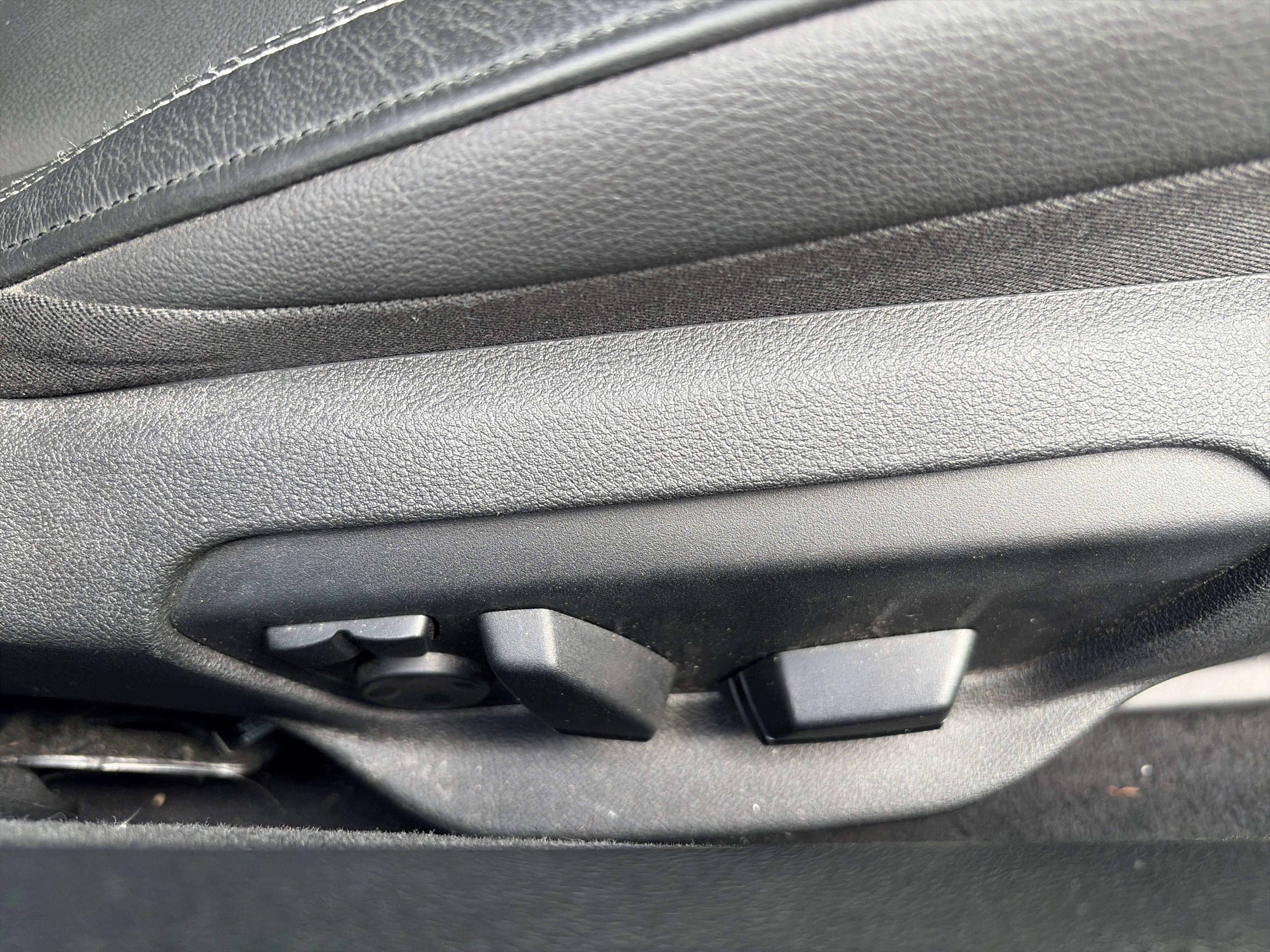 Used 2021 Toyota Supra Premium w/ Driver Assist Package image 34