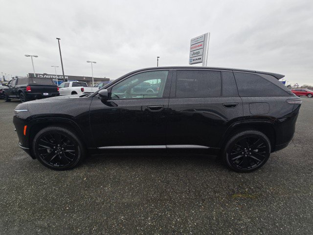 Used 2024 Jeep Wagoneer S image 6