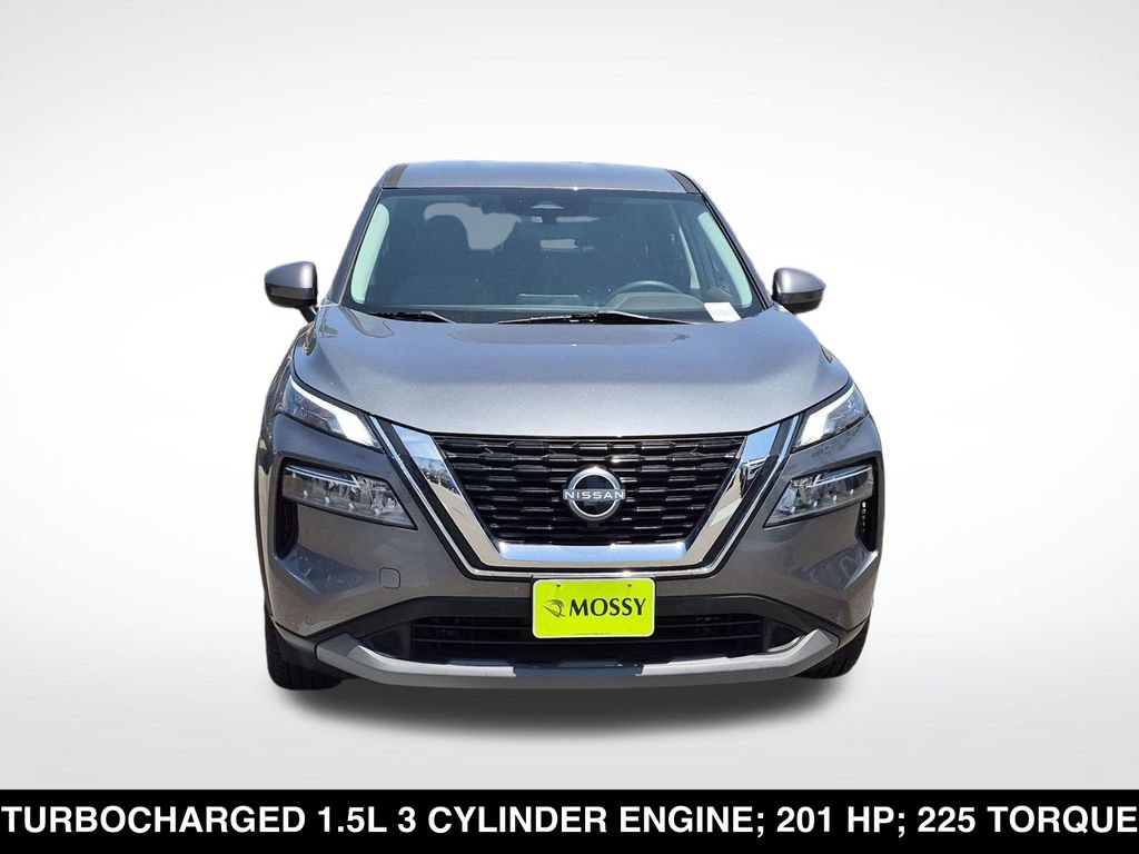 Used 2023 Nissan Rogue SV FWD image 4