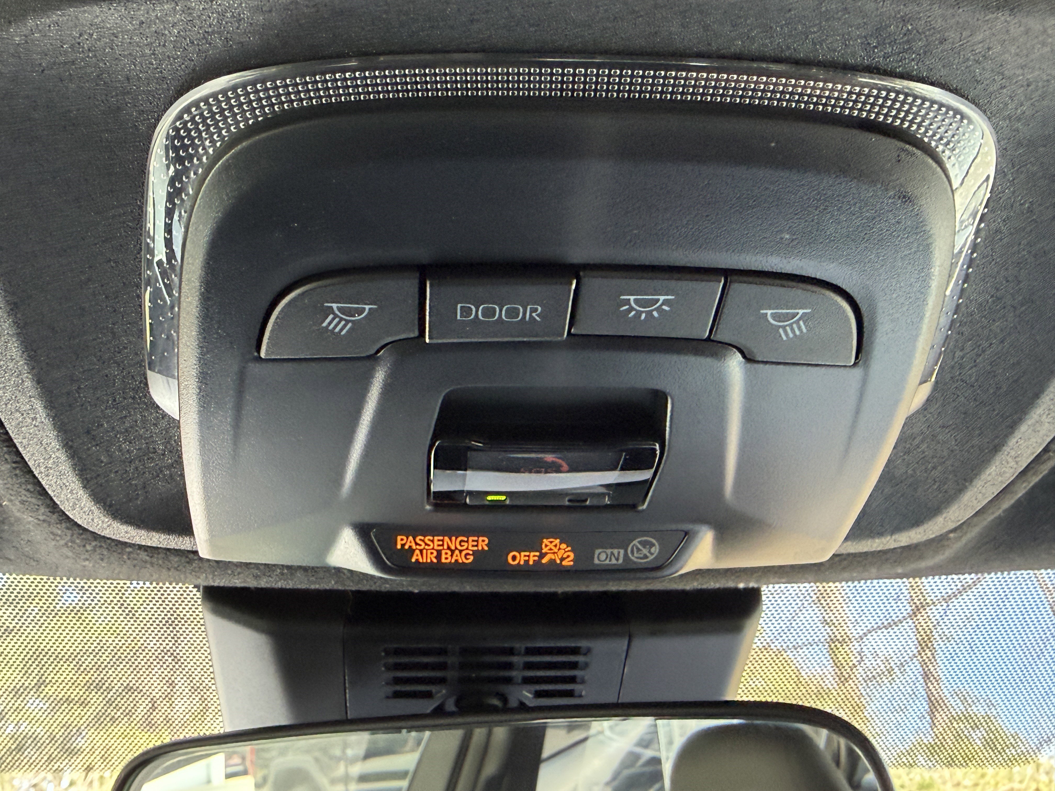 Used 2025 Toyota Corolla SE FWD image 29