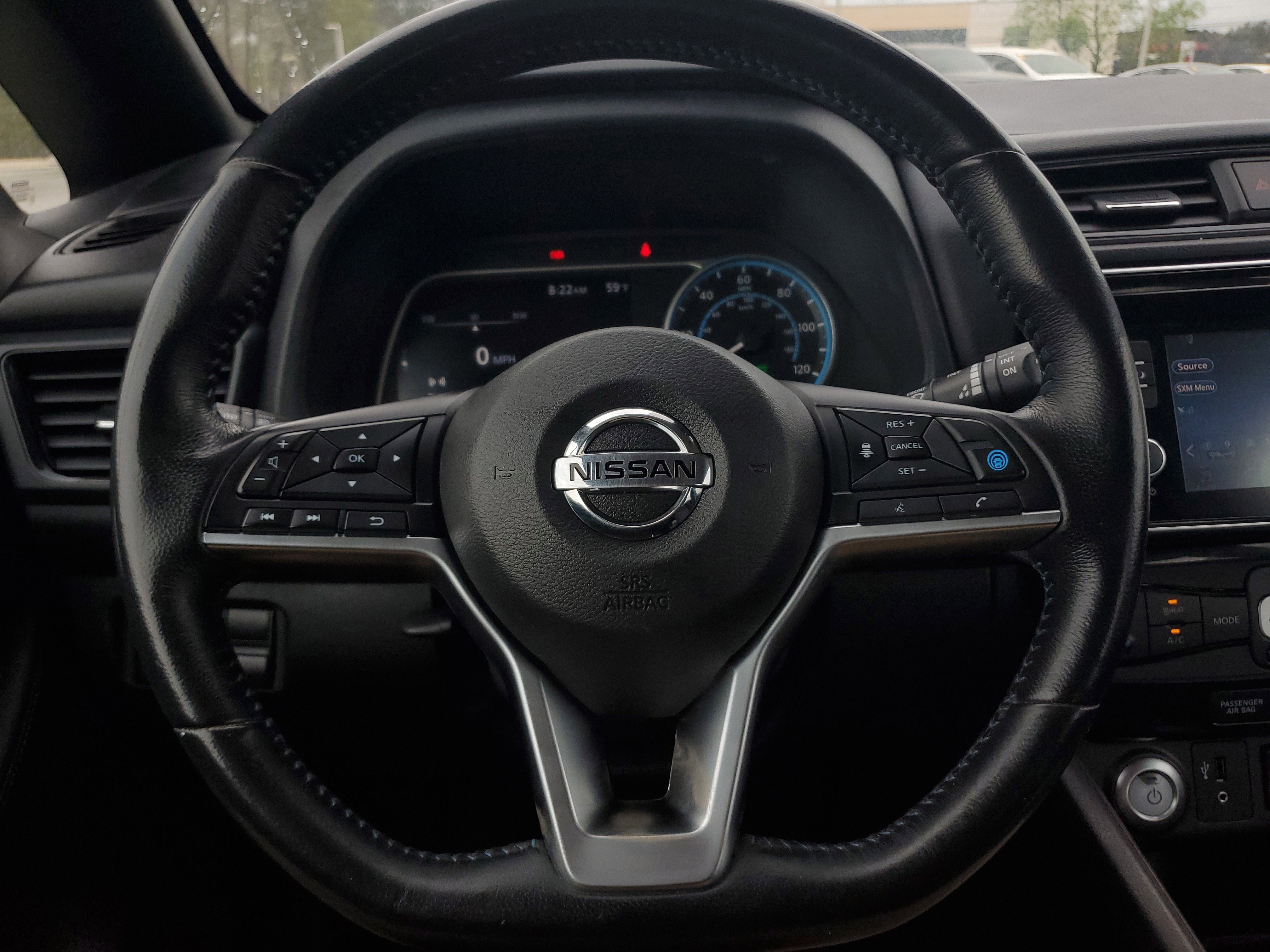 Used 2018 Nissan Leaf SV w/ SV Technology Package image 21