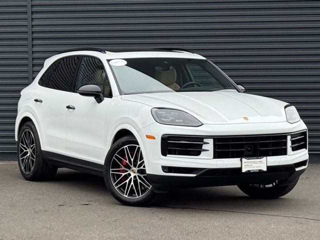 Certified 2024 Porsche Cayenne S image 9