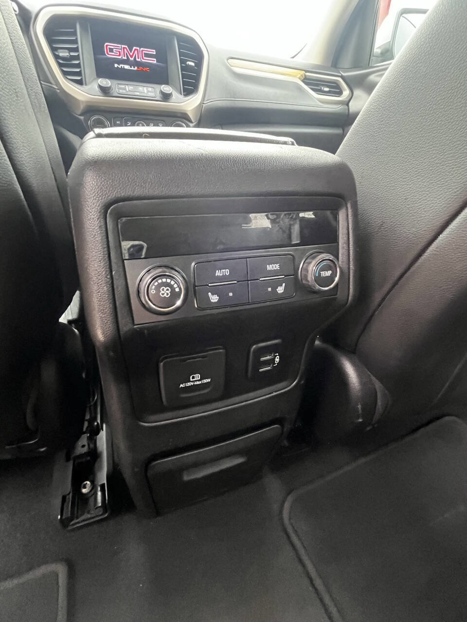 Used 2018 GMC Acadia Denali w/ LPO, Cargo Package image 18