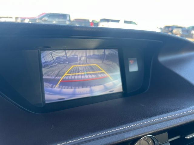 Used 2016 Lexus ES 350 w/ Luxury Package w/Wood Trim FWD image 7