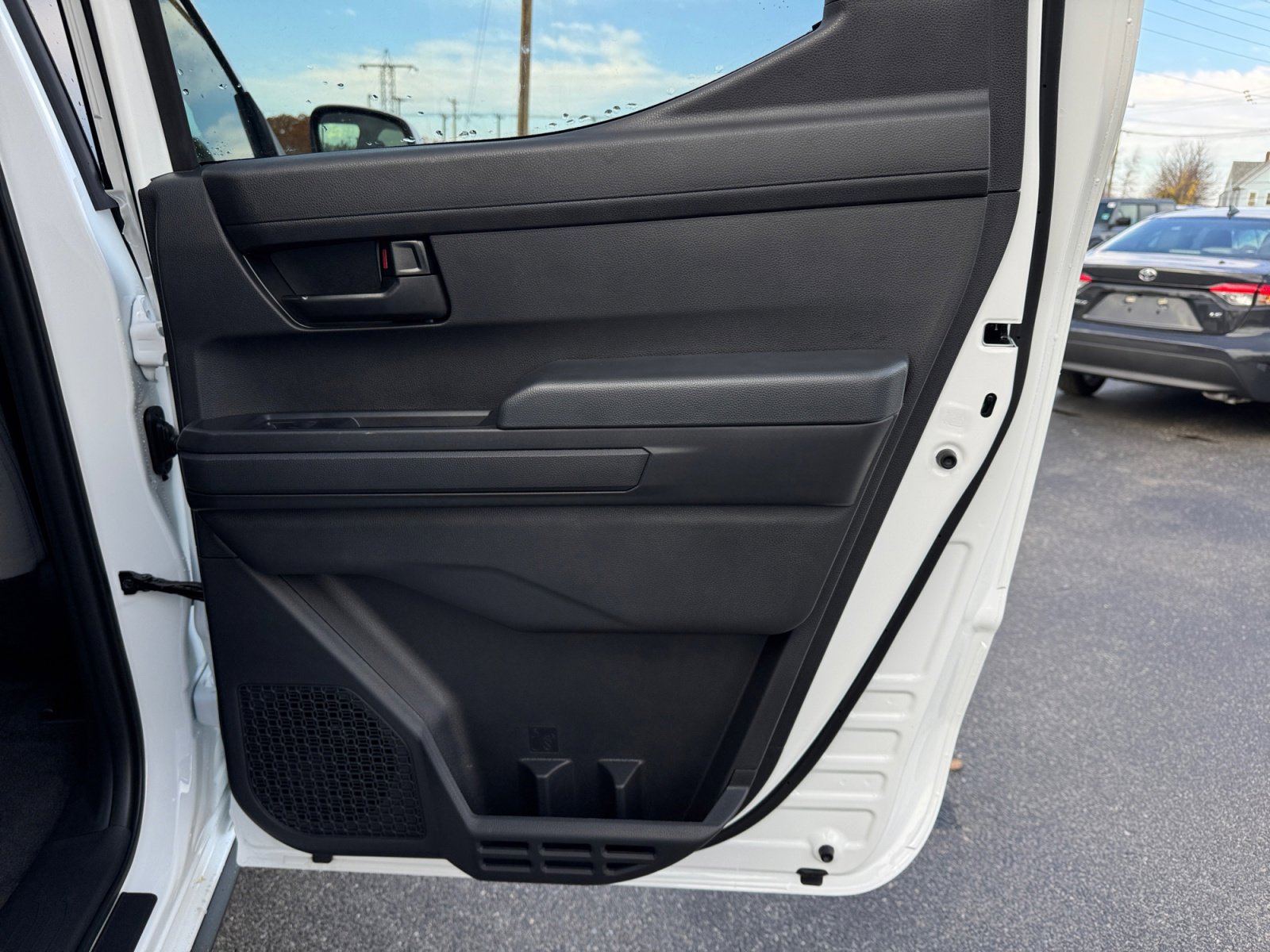 New 2025 Toyota Tacoma SR5 image 27