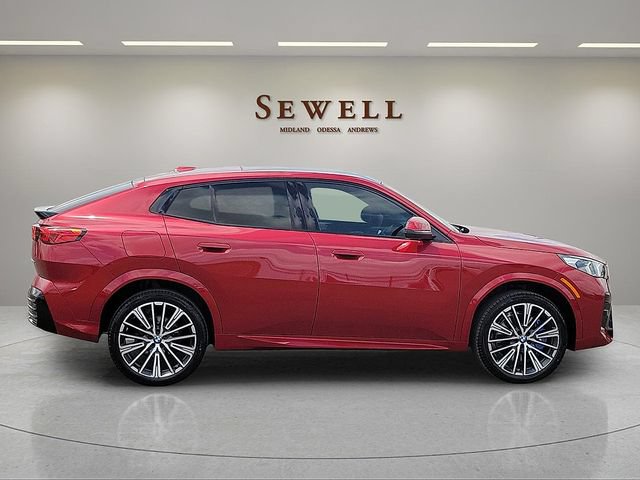 New 2026 BMW X2 xDrive28i w/ M Sport Package AWD/4WD image 6