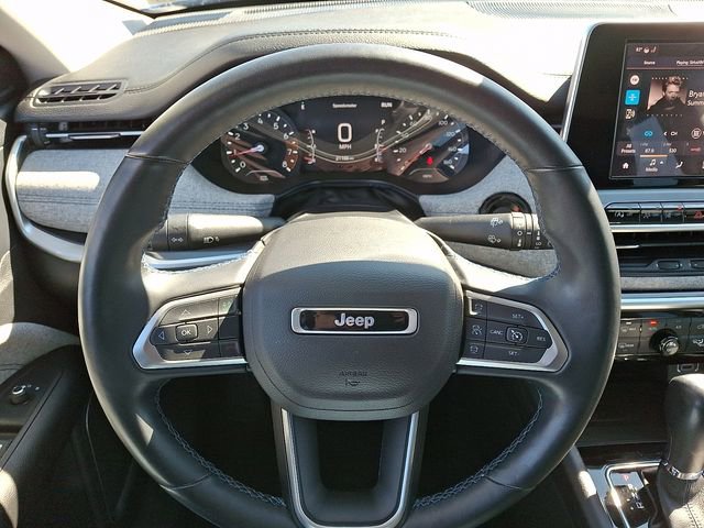 Used 2022 Jeep Compass Latitude w/ Convenience Group AWD/4WD image 18