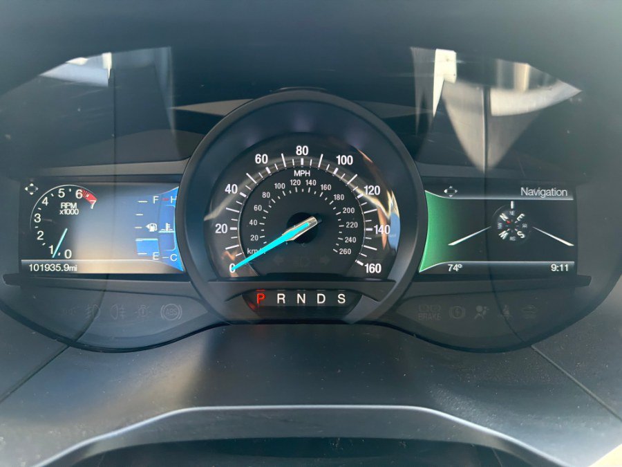 Used 2018 Ford Edge SEL w/ Equipment Group 201A FWD image 26
