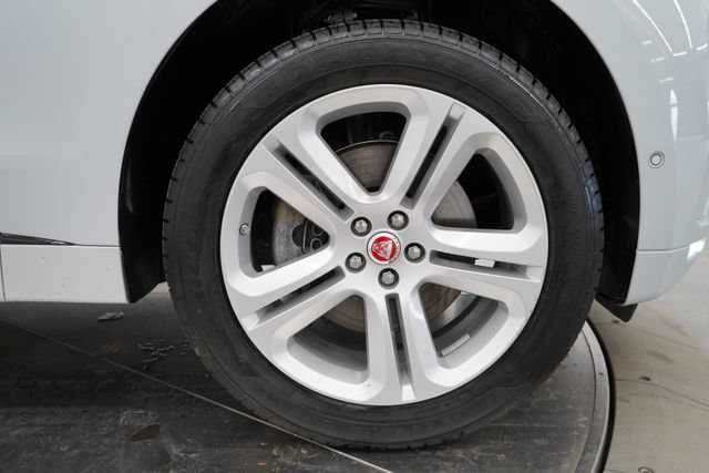 Used 2017 Jaguar F-PACE R-Sport AWD/4WD image 58