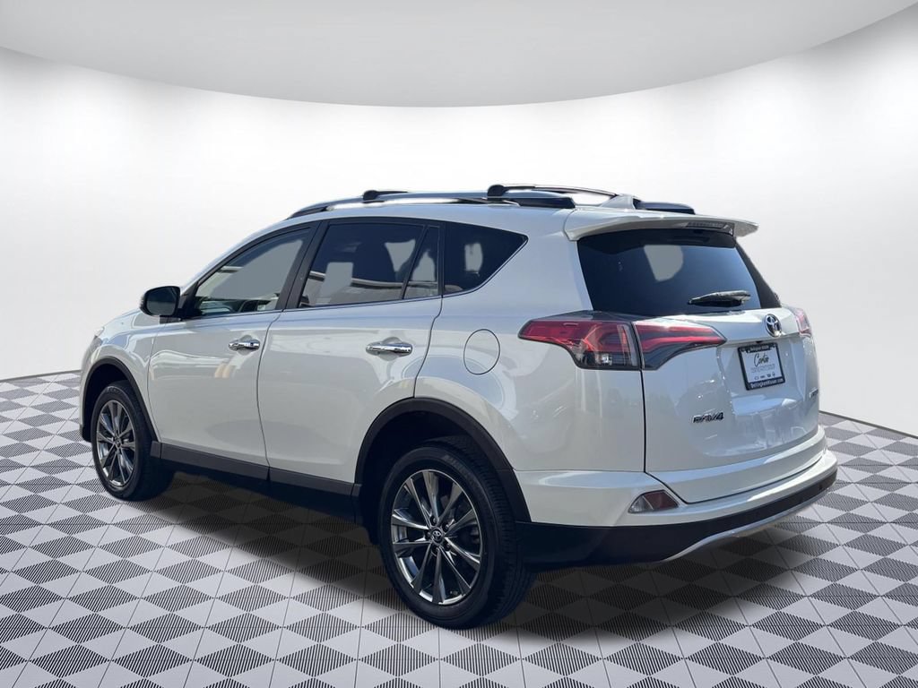 Used 2018 Toyota RAV4 Limited w/ Advanced Technology Package FWD image 5