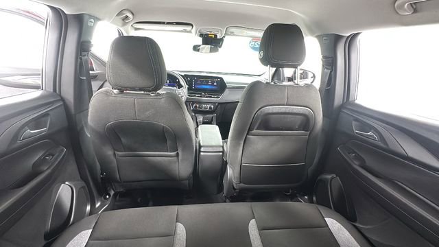 Used 2025 Chevrolet TrailBlazer LT w/ Driver Confidence Package image 17