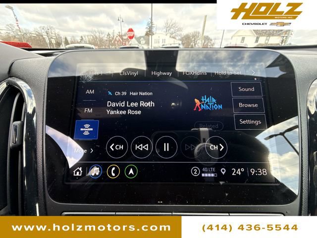 Certified 2022 Chevrolet Equinox RS w/ Infotainment Package image 14
