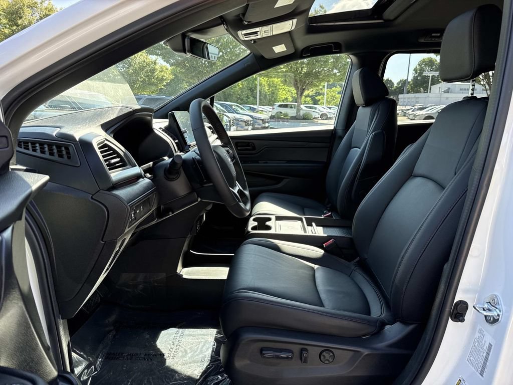 Certified 2026 Honda Odyssey Sport-L image 18