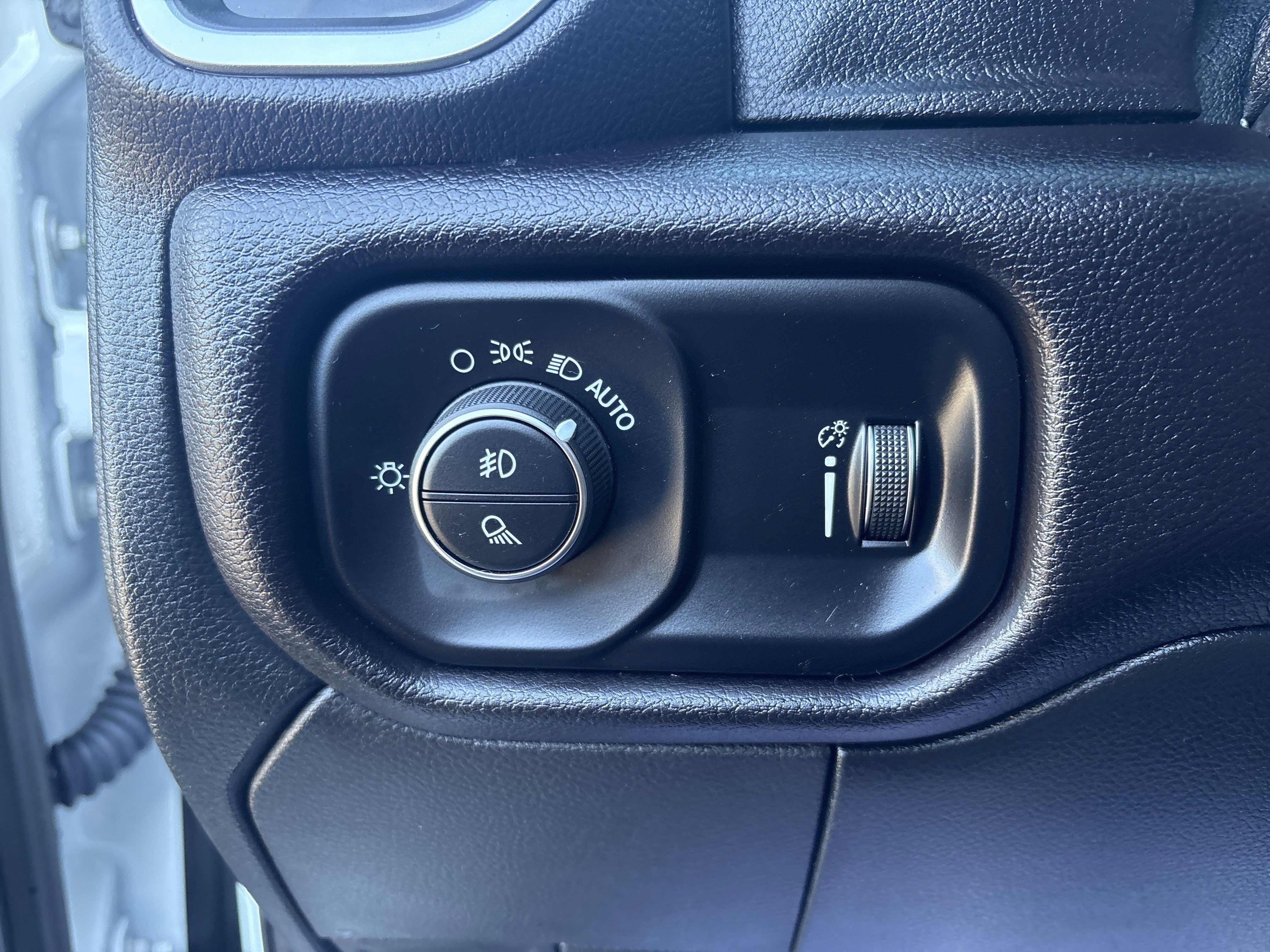 Used 2022 RAM 2500 Big Horn w/ Level C Equiment Group image 16