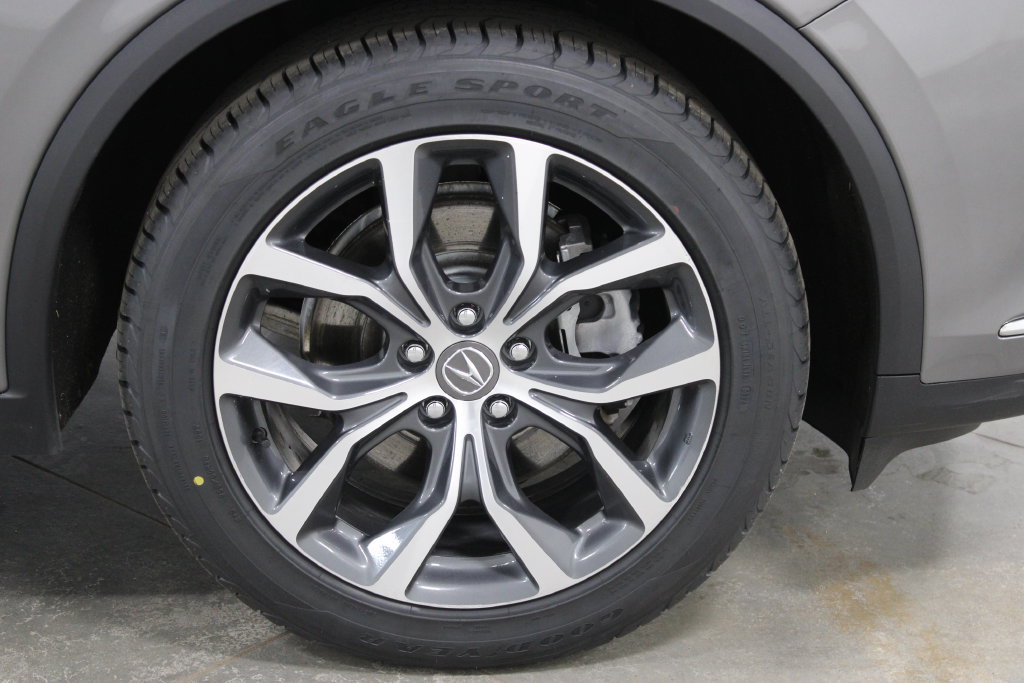 Used 2023 Acura MDX w/ Technology Package AWD/4WD image 13
