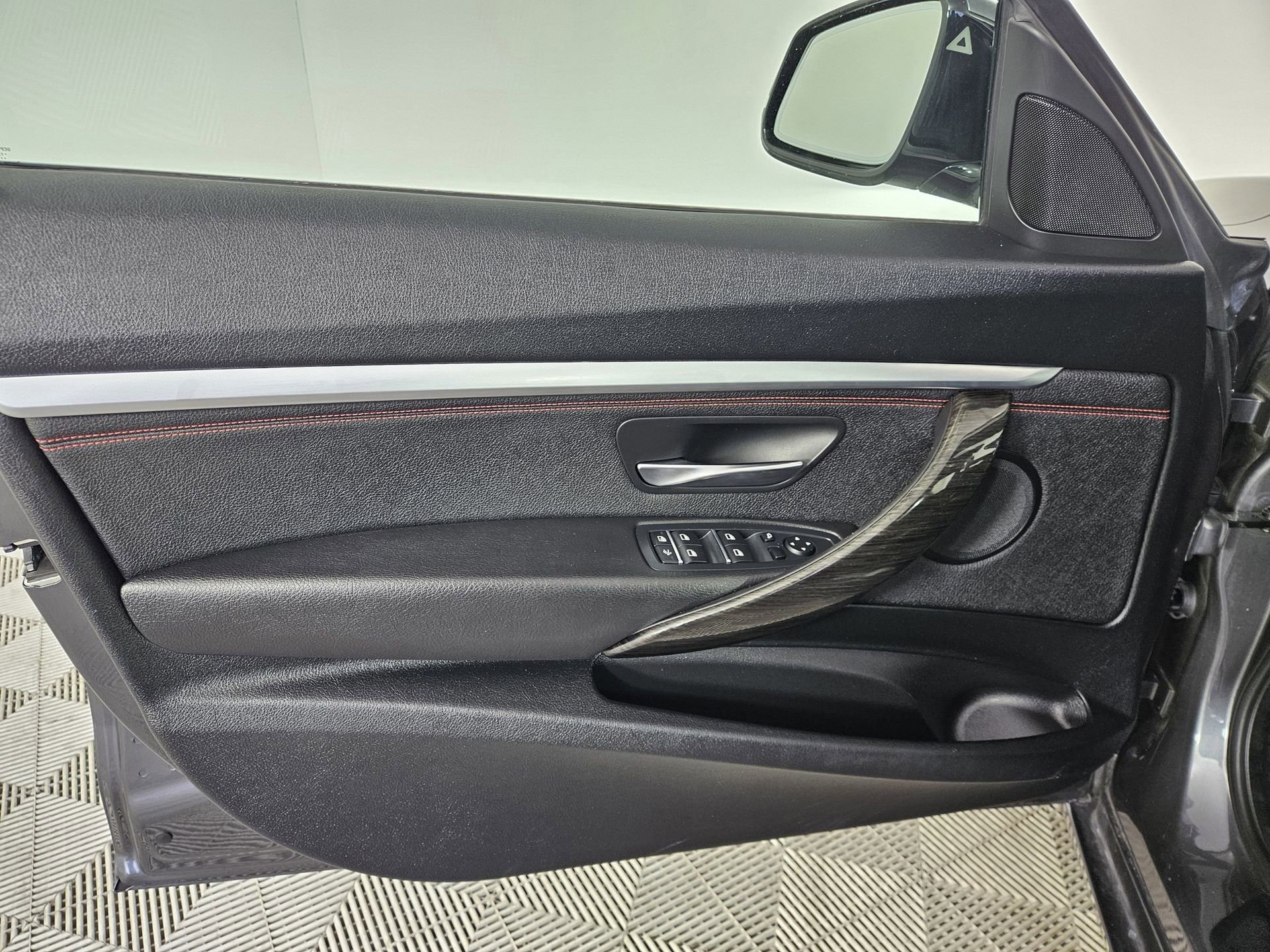 Used 2018 BMW 330i Gran Turismo xDrive w/ Premium Package AWD/4WD image 21