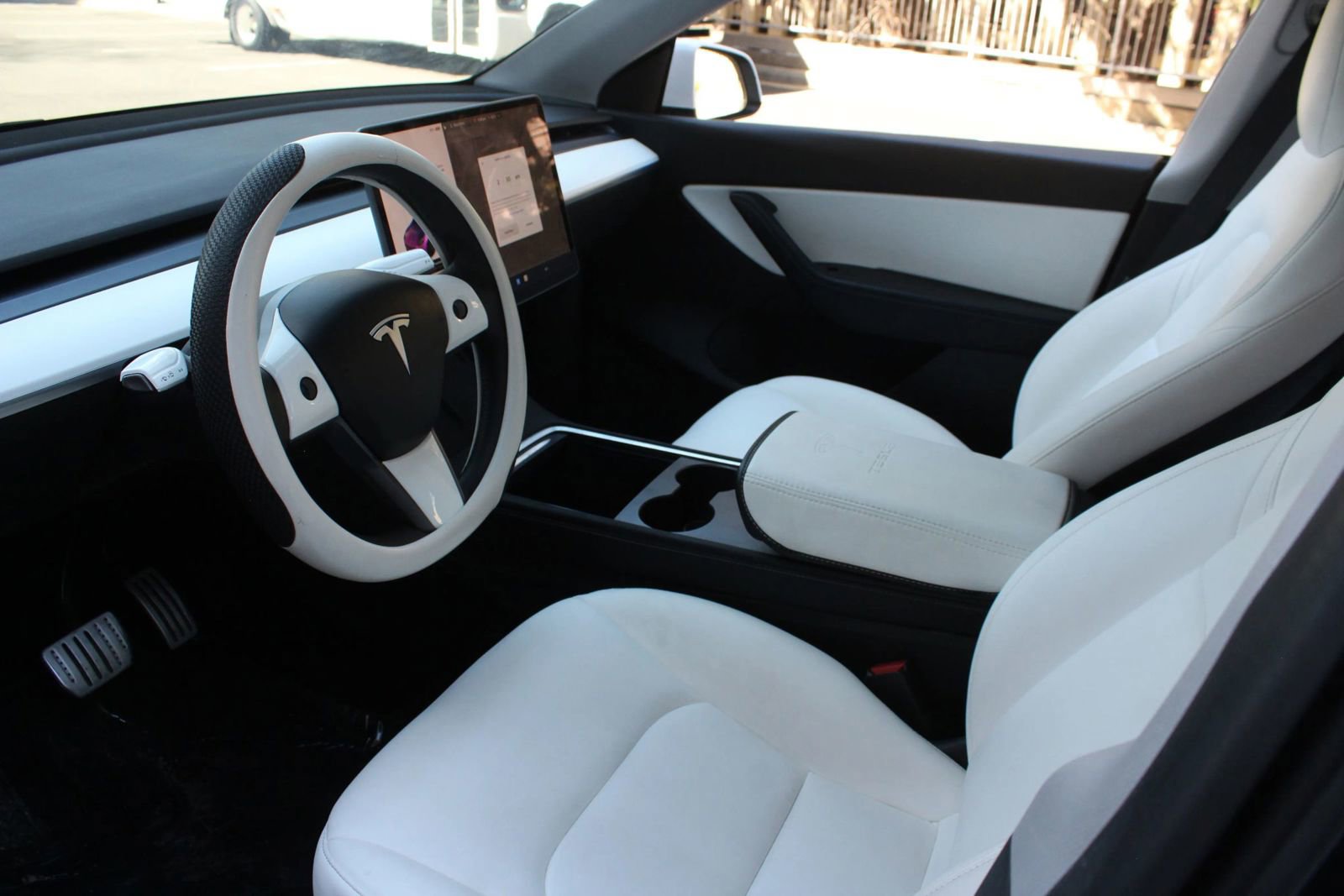 Used 2021 Tesla Model Y Performance AWD/4WD image 12