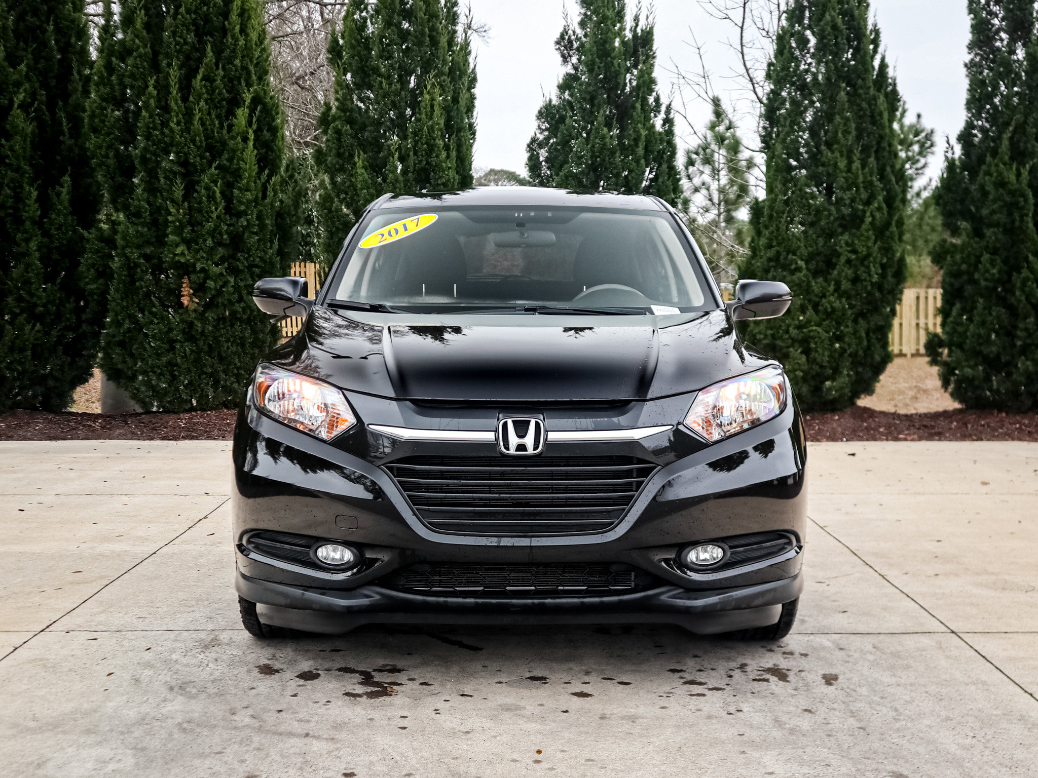 Used 2017 Honda HR-V EX image 3