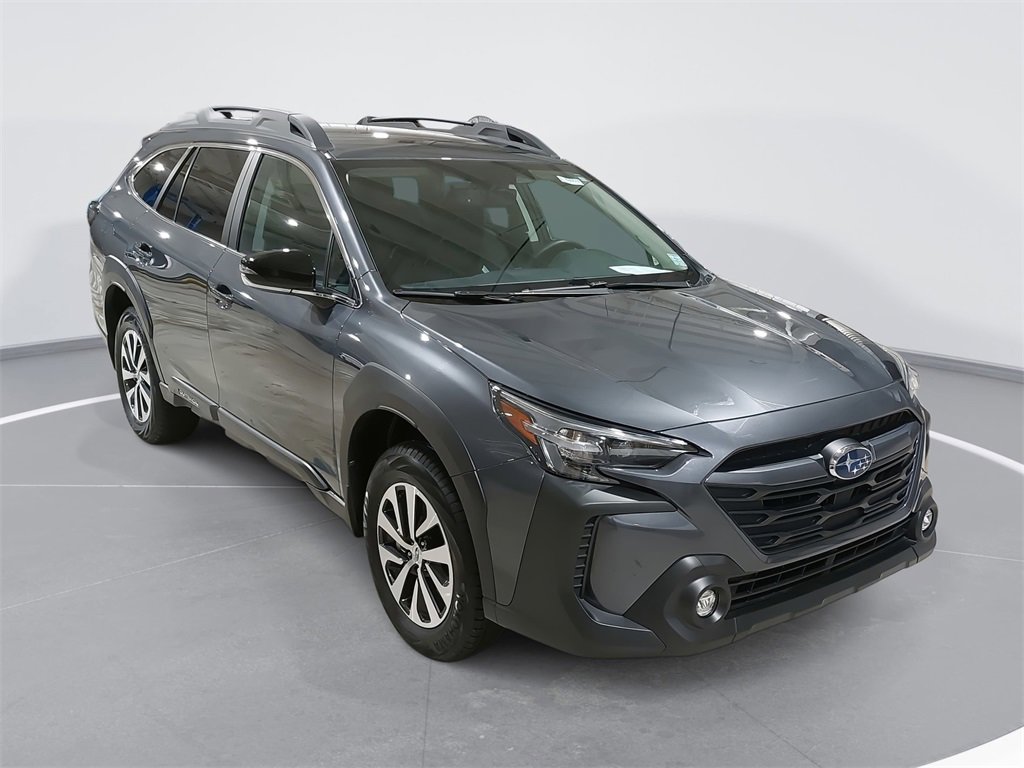 Used 2025 Subaru Outback Premium w/ Popular Package #1A image 3
