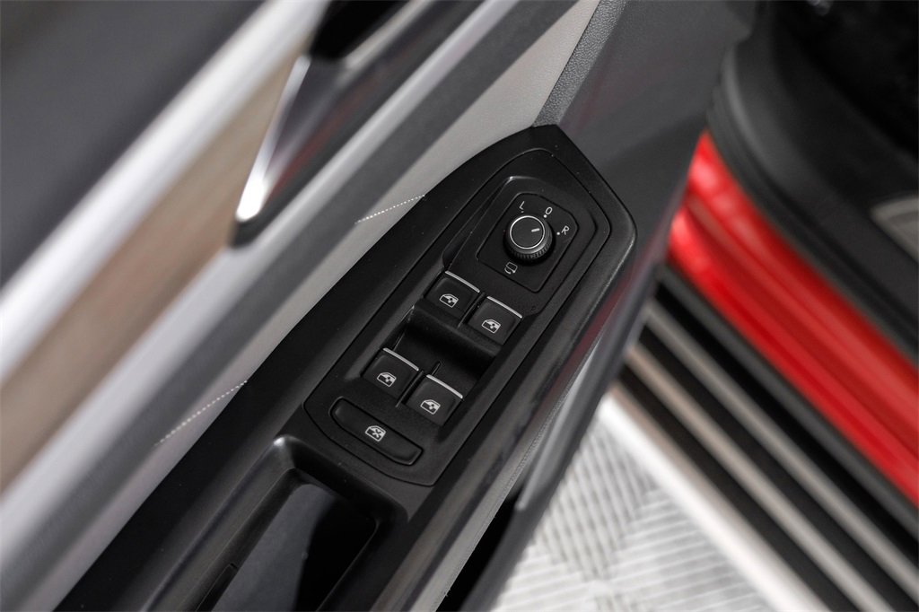 Used 2021 Volkswagen Atlas SEL Premium image 48