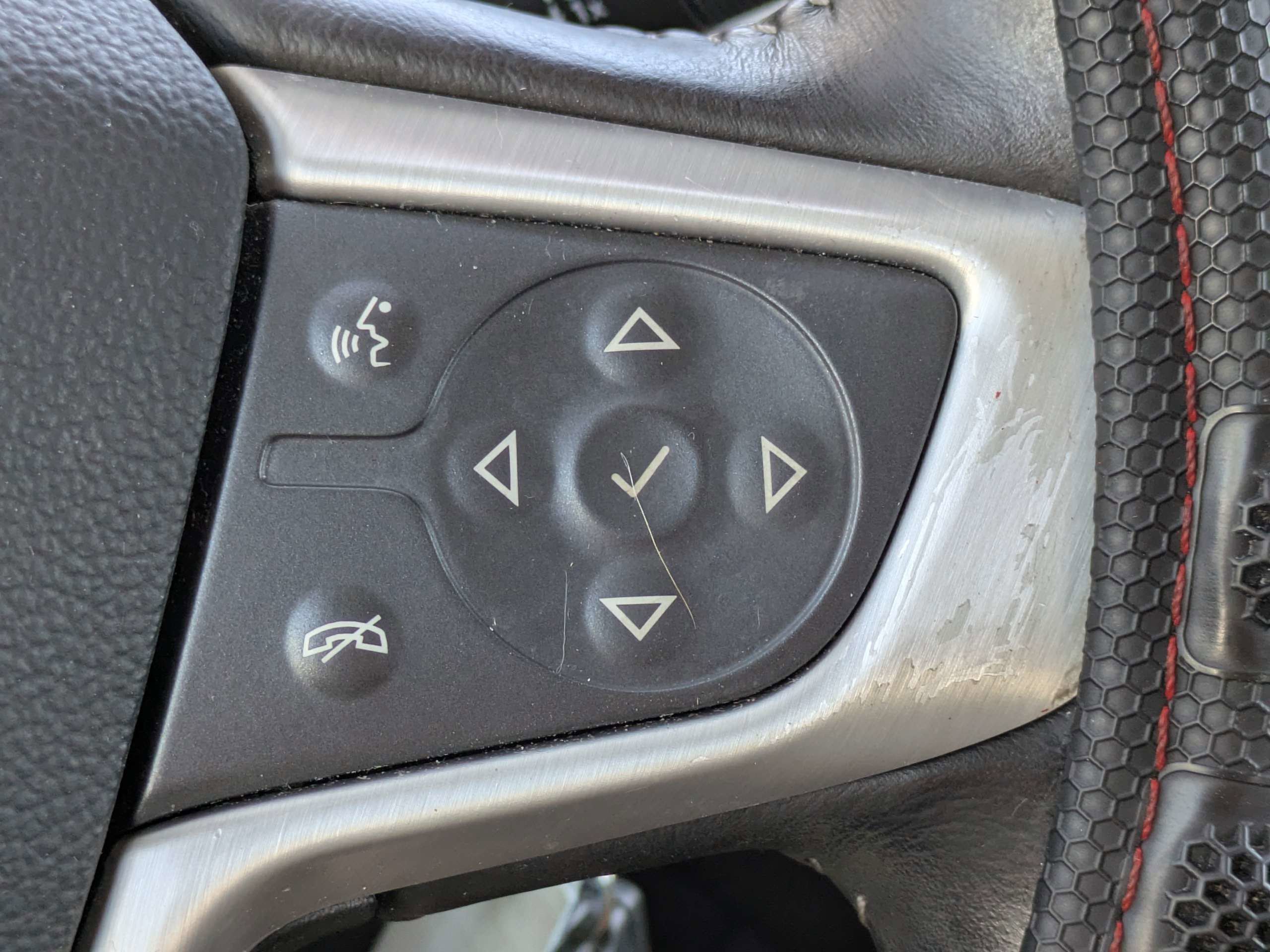 Used 2019 GMC Canyon SLE image 28