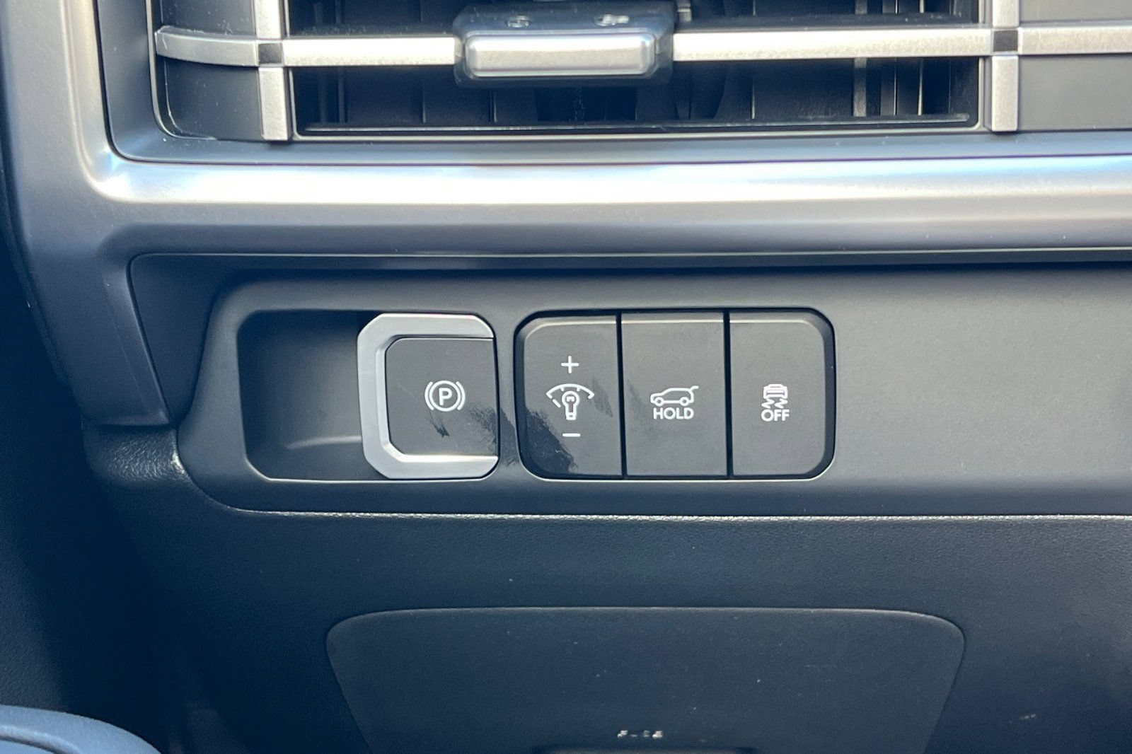 Used 2026 Hyundai Santa Fe SE FWD image 35