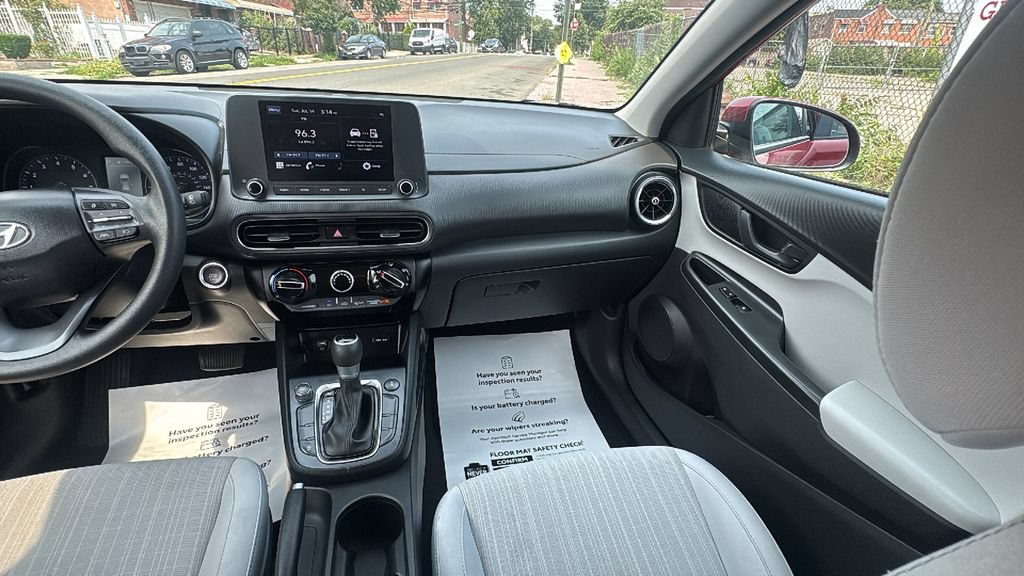 Used 2023 Hyundai Kona SEL w/ Cargo Package AWD/4WD image 29