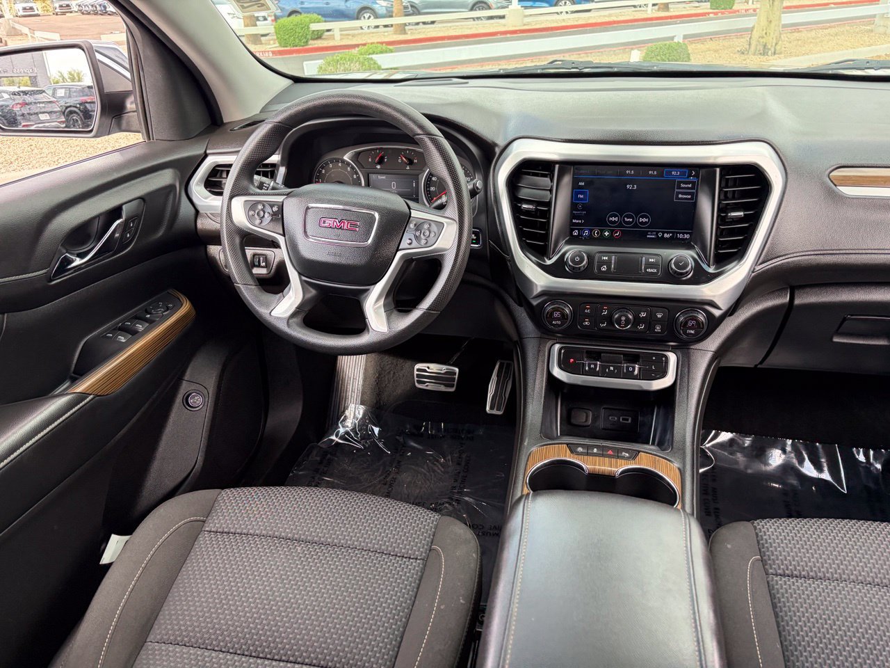 Used 2021 GMC Acadia SLE w/ Driver Convenience Package FWD image 15