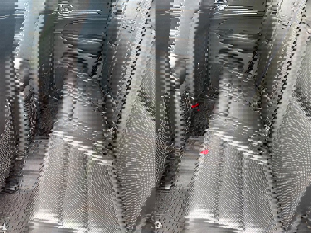 Used 2018 Jeep Grand Cherokee Limited w/ Luxury Group II image 25