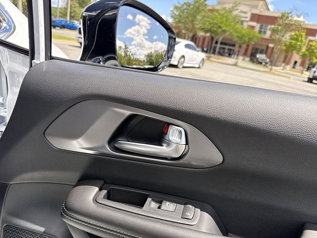New 2026 Chrysler Pacifica Select image 26