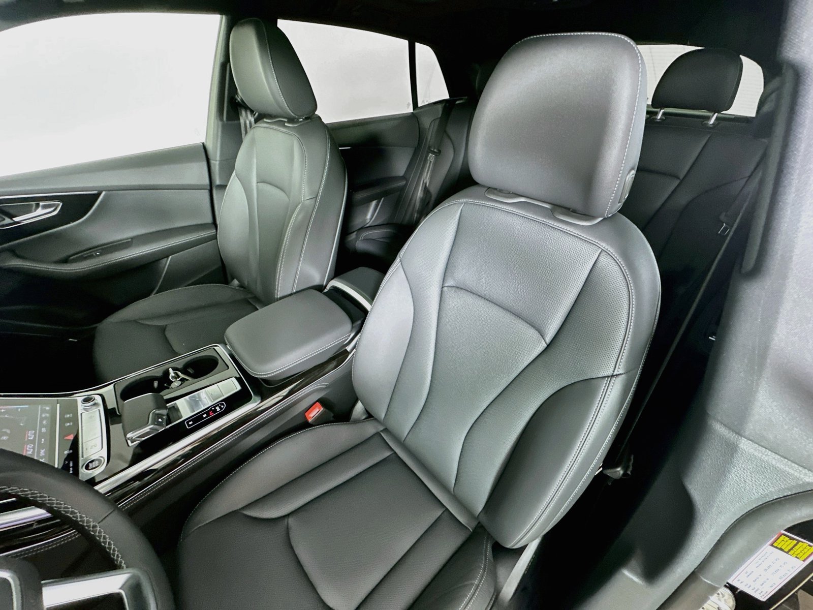 New 2027 Audi Q8 Premium Plus AWD/4WD image 34