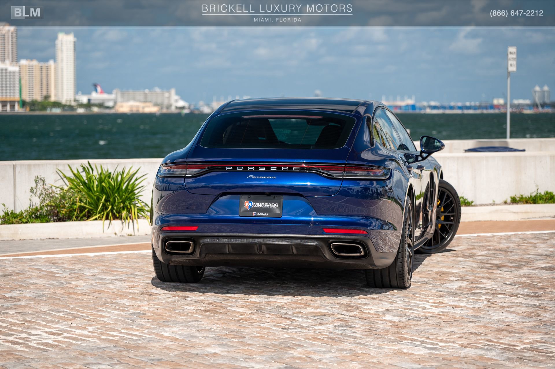 Used 2022 Porsche Panamera image 3