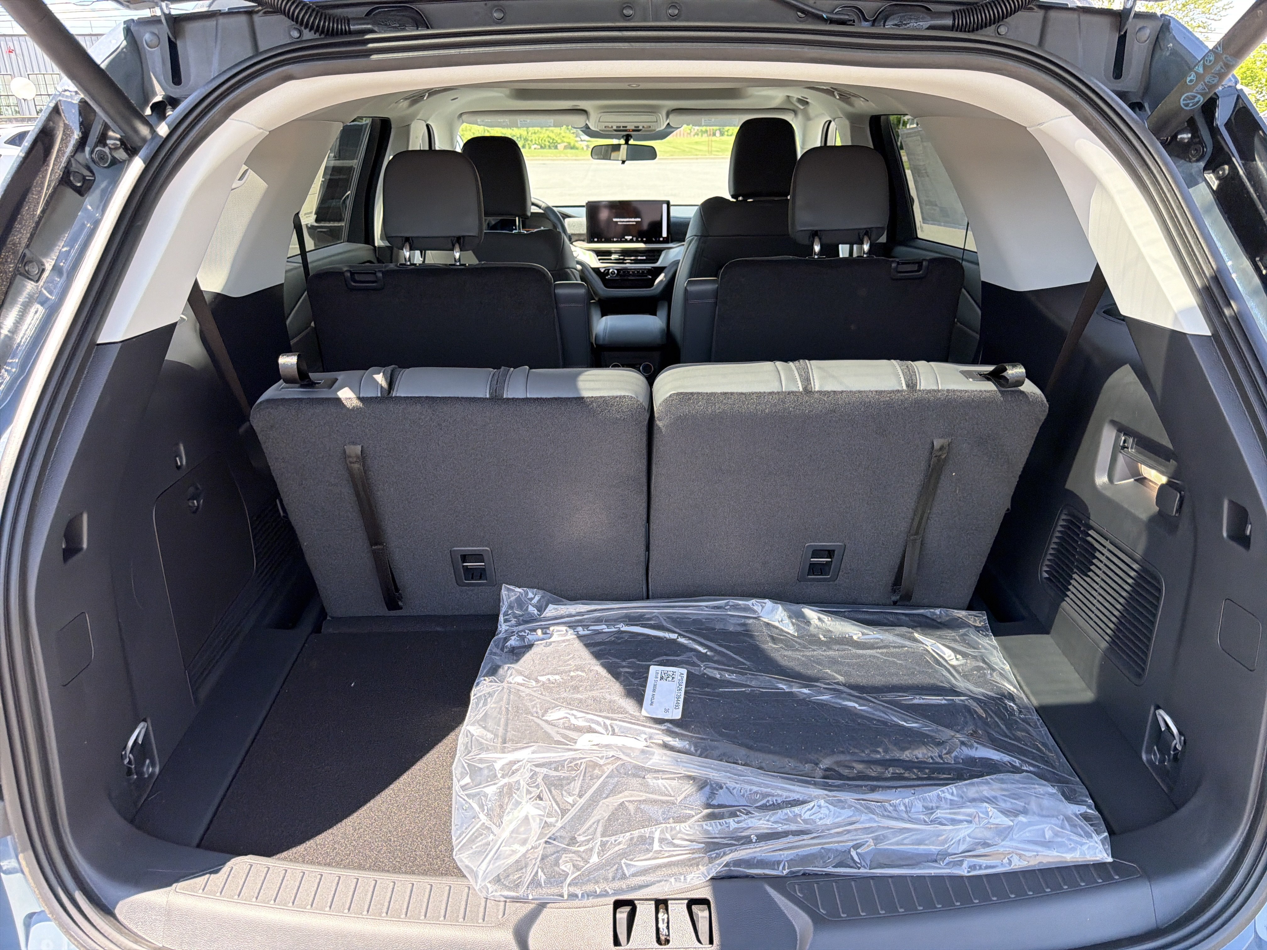 New 2026 Ford Explorer Active w/ Active Comfort Package AWD/4WD image 5