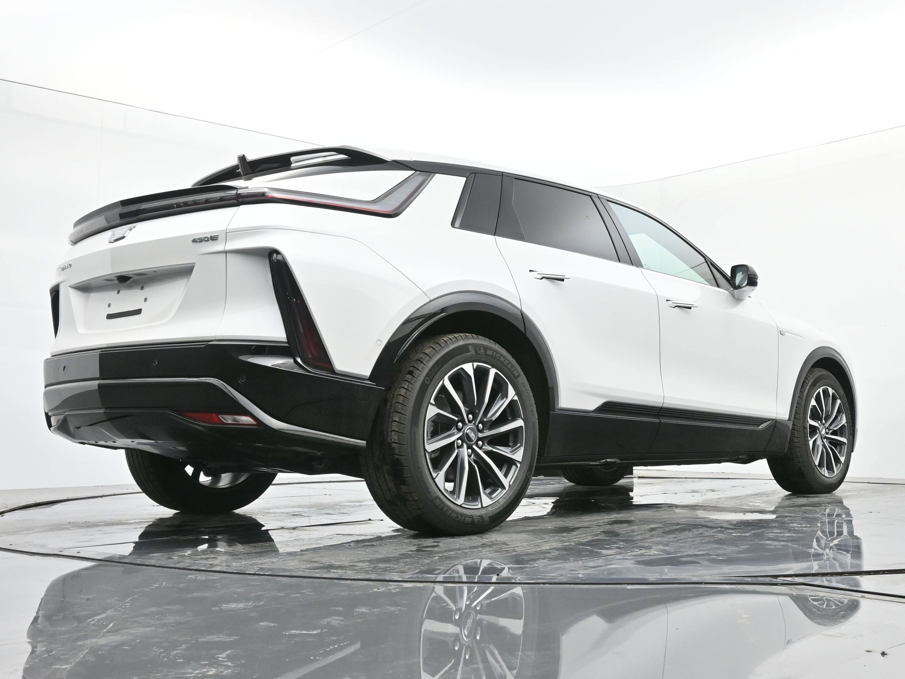 New 2025 Cadillac Lyriq Sport image 19