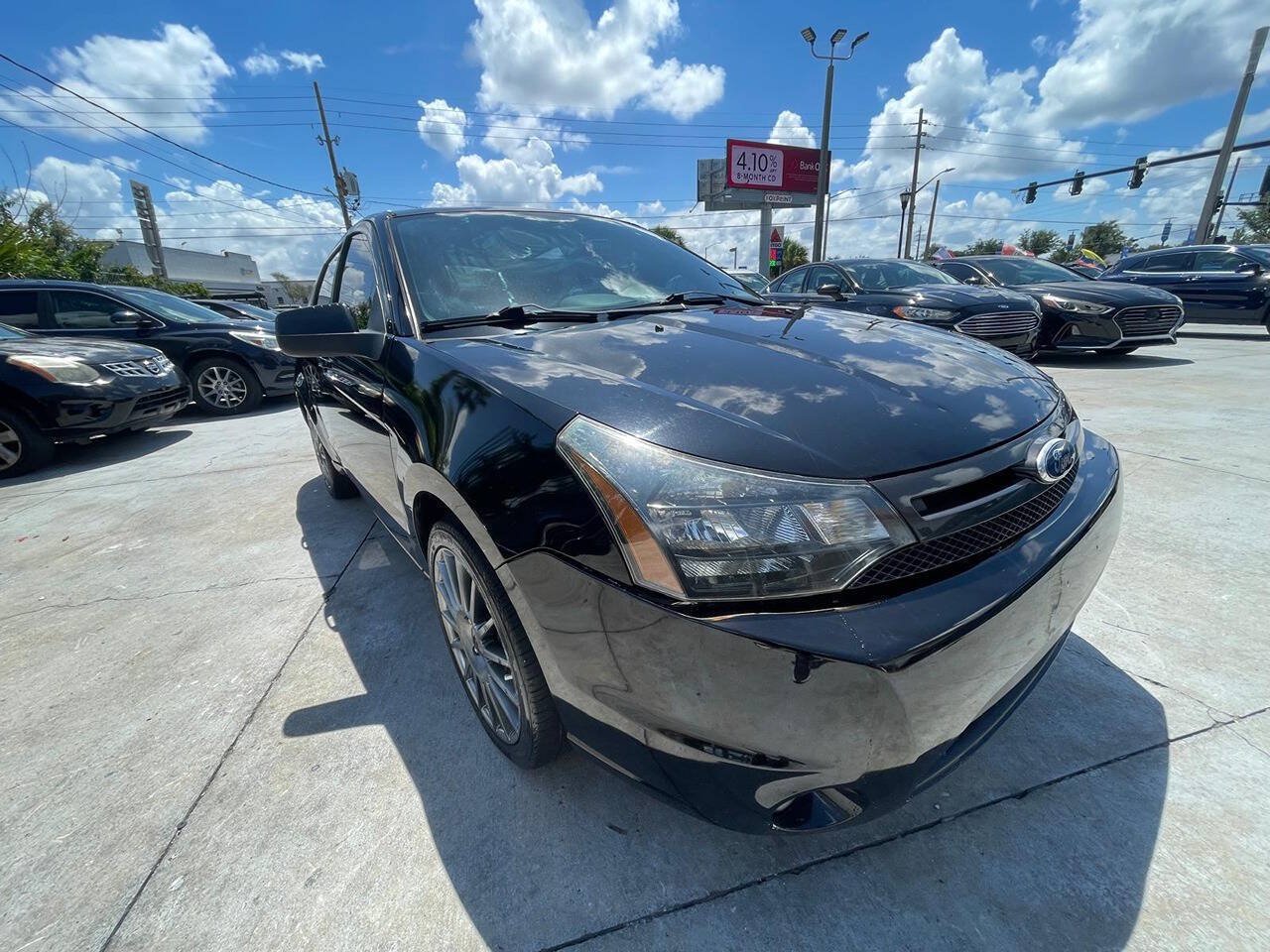 Used 2011 Ford Focus SES