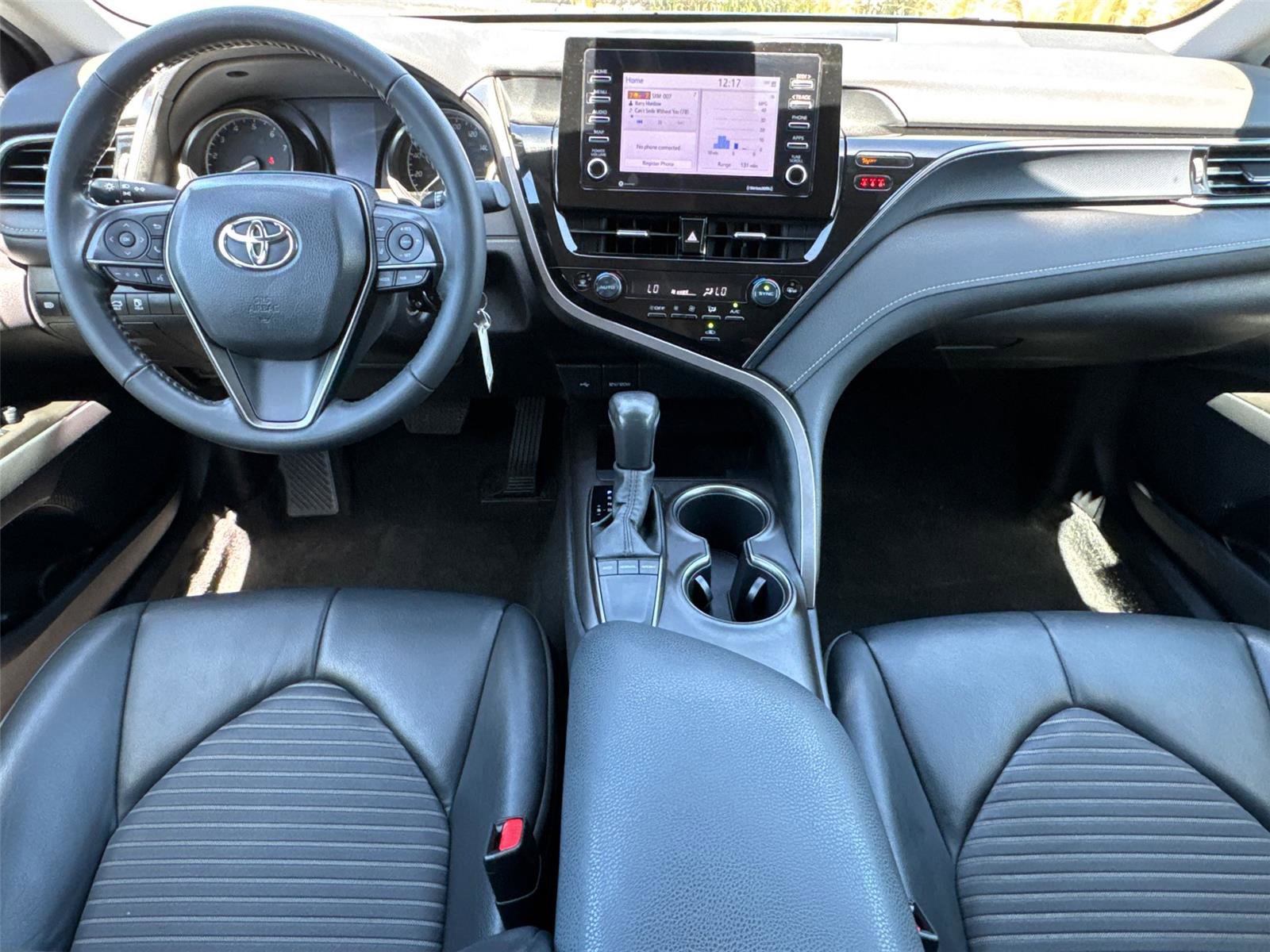 Used 2022 Toyota Camry SE w/ Carpet Mat Package (TMS) image 20