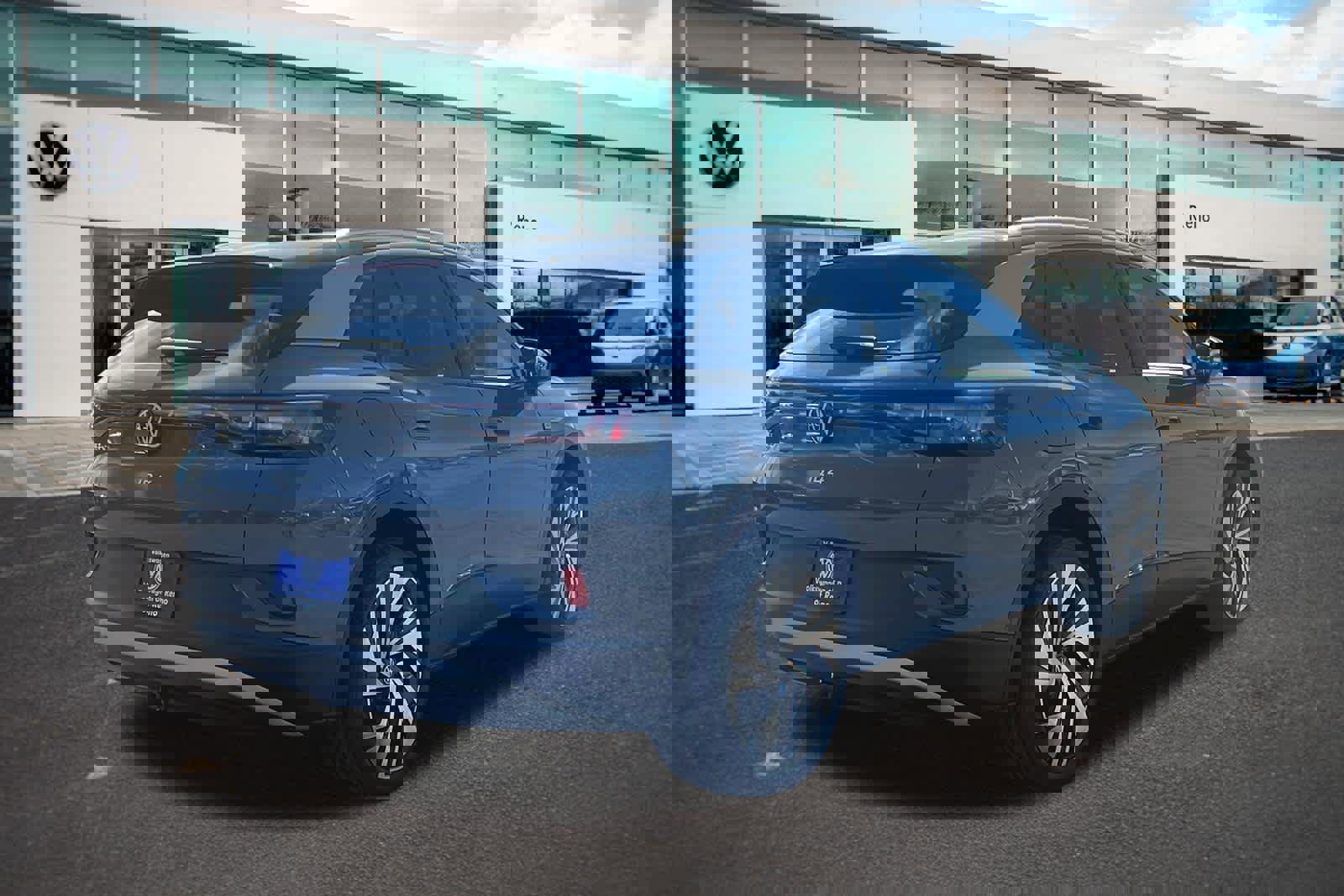 New 2026 Volkswagen ID.4 Pro S Plus image 5