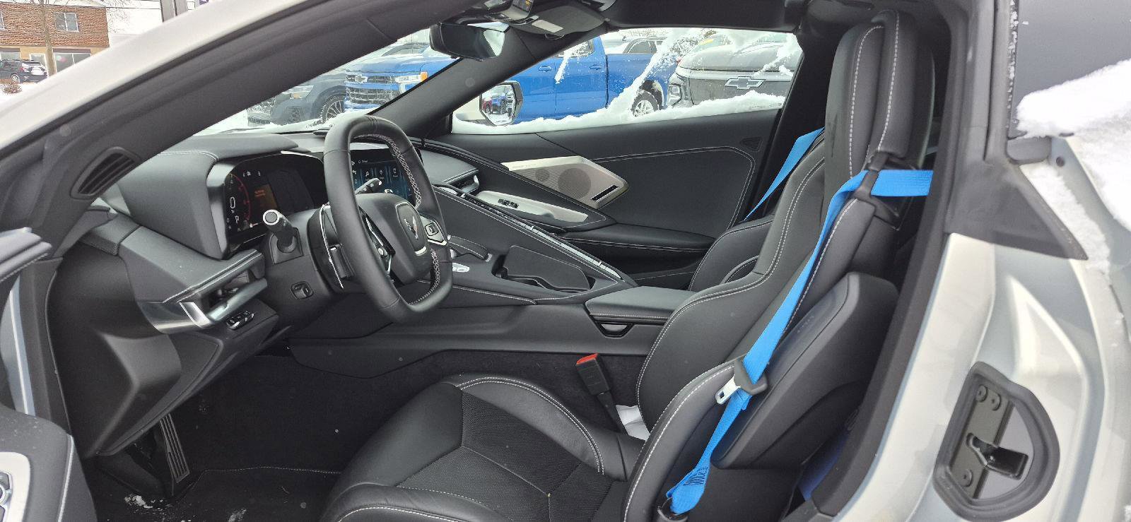 Used 2024 Chevrolet Corvette Stingray Preferred Cpe w/ Z51 Performance Package image 7