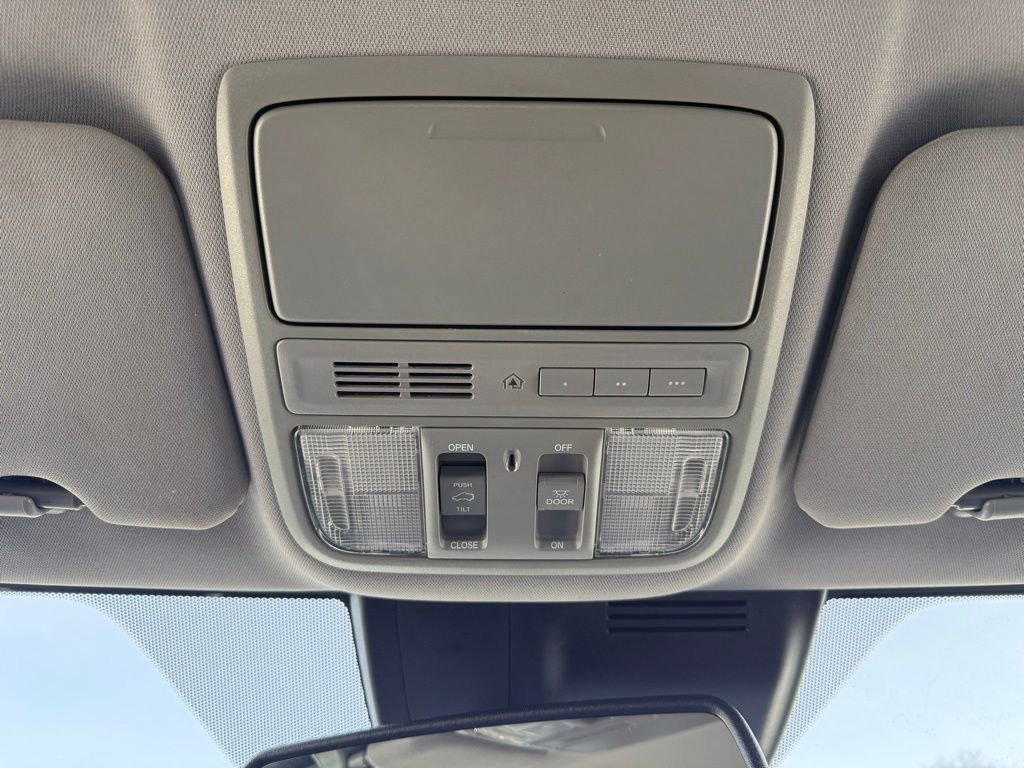 Used 2017 Honda CR-V Touring image 35