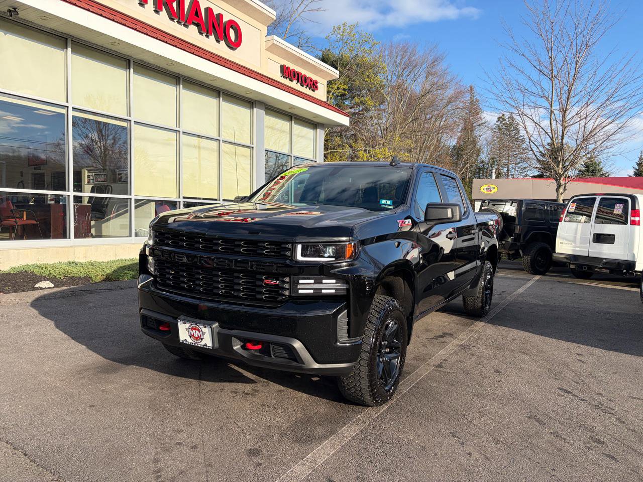 Used 2021 Chevrolet Silverado 1500 Custom Trail Boss AWD/4WD image 2