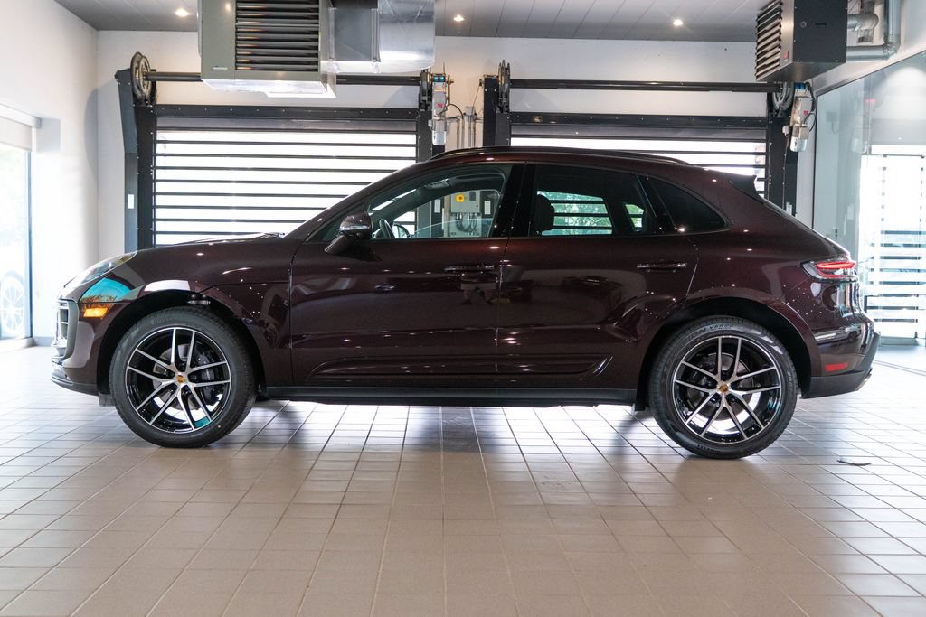 New 2026 Porsche Macan AWD/4WD image 2