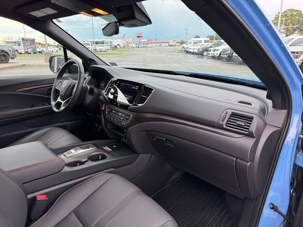 Used 2024 Honda Passport TrailSport image 22