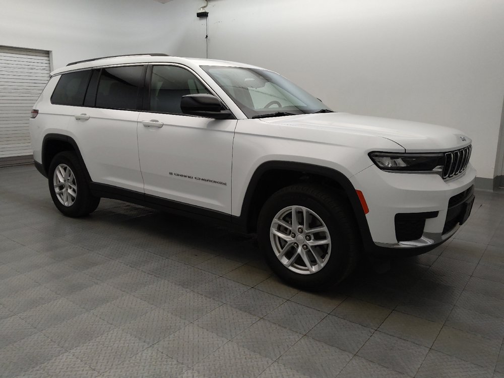 Used 2023 Jeep Grand Cherokee L Laredo w/ Luxury Tech Group I RWD image 11